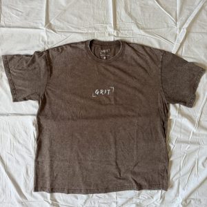 grit castanho